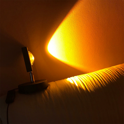 SunGlow Bordlampe – Retro Design med Blød Belysning og Elegant Atmosfære Bonusvis