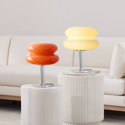 Minimalistisk Orion Bordlampe – Elegant Bauhaus Design med Blødt Lys Bonusvis
