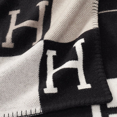 LuxBlanket Plaid – Luksuriøs og Komfortabel Tilføjelse til Dit Hjem Bonusvis