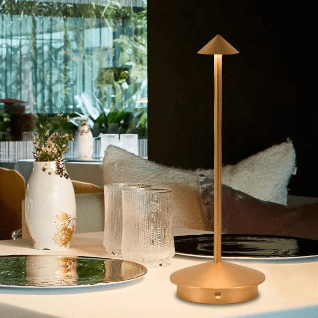 ArrowGlow – Trådløs Berøringsbordlampe med Elegant Design og Justerbar Belysning