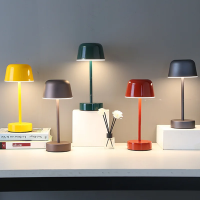 Prisma Bordlampe – Genopladelig med Justerbar Lysstyrke og 3 Lysfarver Bonusvis