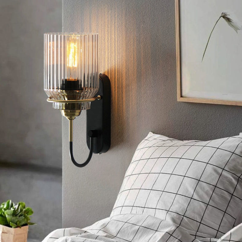 LumiRetro Væglampe – Vintage Design med Stribet Glas og Metalramme Bonusvis