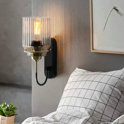 LumiRetro Væglampe – Vintage Design med Stribet Glas og Metalramme Bonusvis