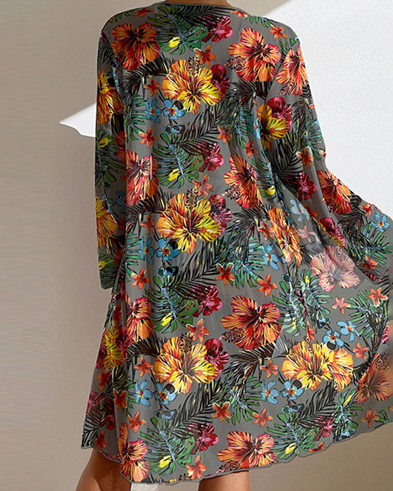 Floriva 3-delt Bikini Sæt til Kvinder – Blomstret Design med Matchende Strandtop Bonusvis