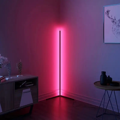RGB Gulvlampe – 16 Million Farver, Justerbar Belysning og Smart App Kontrol Bonusvis