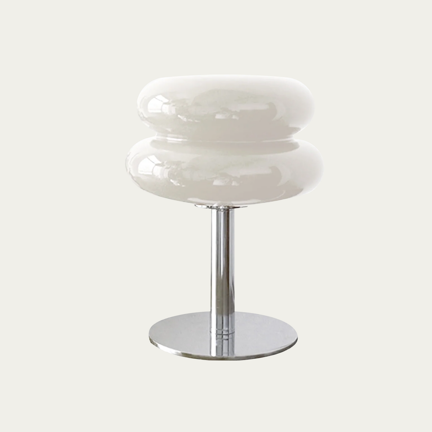 Minimalistisk Orion Bordlampe – Elegant Bauhaus Design med Blødt Lys hvid Bonusvis