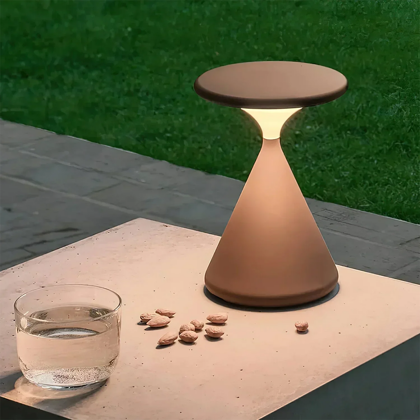 SableLume LED Lampe – Elegant og Trådløs Sable Form med Justerbart Lys Bonusvis