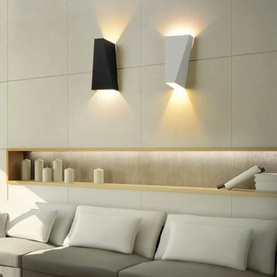 Moderne LED Væglampe – Geometrisk Design i Sort og Hvid til Elegante Interiører Bonusvis