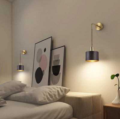 Moderne LED Væglampe med Guldbase og Metal Skærm – Elegant Design til Indendørs Brug Bonusvis