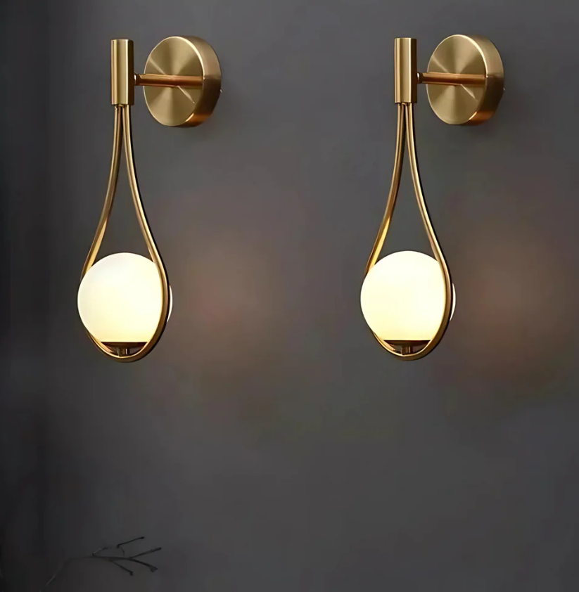 Gouttelettes Væglampe – Elegant Væglampe i Metal og Glas til Dit Hjem Bonusvis
