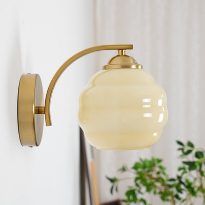 LumiRetro Art Deco Lampe – Elegant Vintage Design med Hvidt Glas og Metalramme Bonusvis