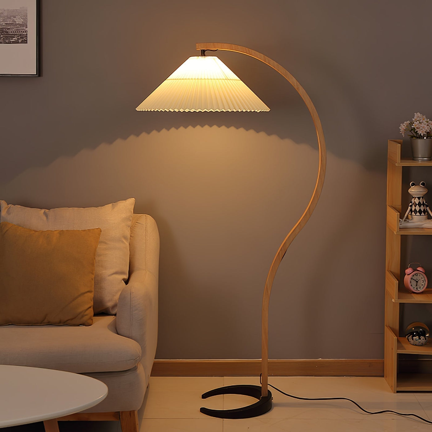 Caprani Gulvlampe – En Ikonisk Fusion af Skandinavisk Design og Naturlige Materialer Bonusvis