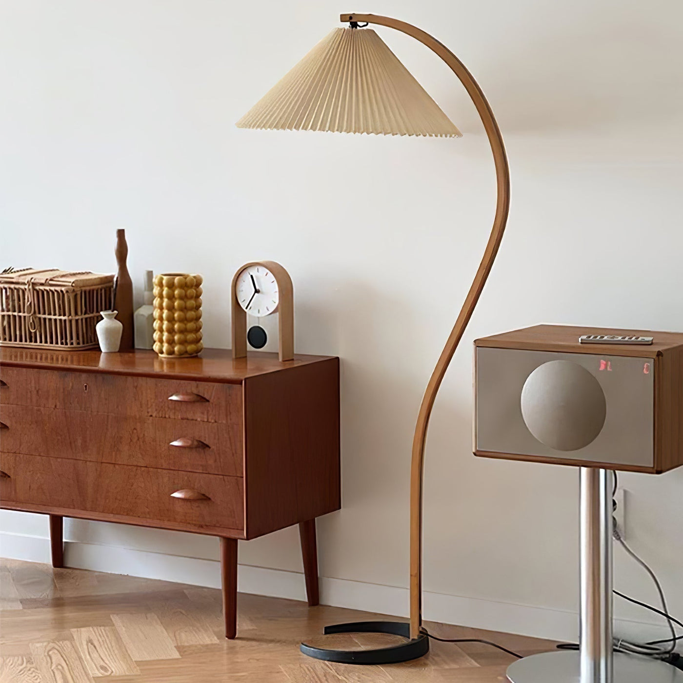 Caprani Gulvlampe – En Ikonisk Fusion af Skandinavisk Design og Naturlige Materialer Bonusvis
