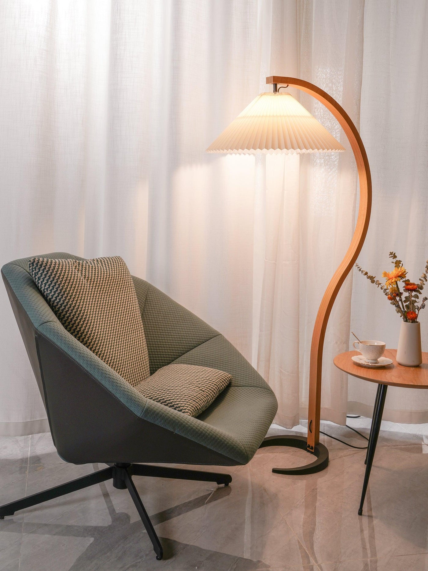 Caprani Gulvlampe – En Ikonisk Fusion af Skandinavisk Design og Naturlige Materialer Bonusvis