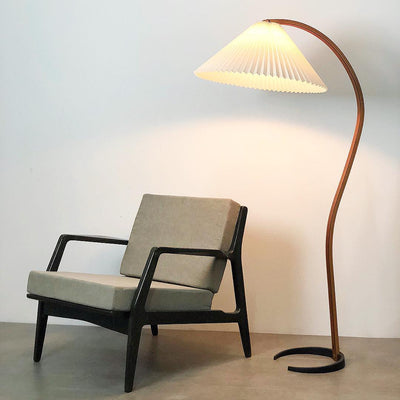Caprani Gulvlampe – En Ikonisk Fusion af Skandinavisk Design og Naturlige Materialer Bonusvis