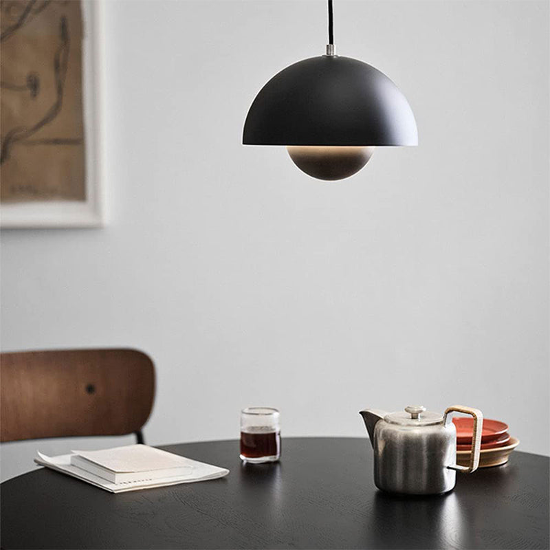 FlowerGlow Pendellampe i Skandinavisk Stil – Justerbar Loftslampe med Urtepotteformet Design Bonusvis