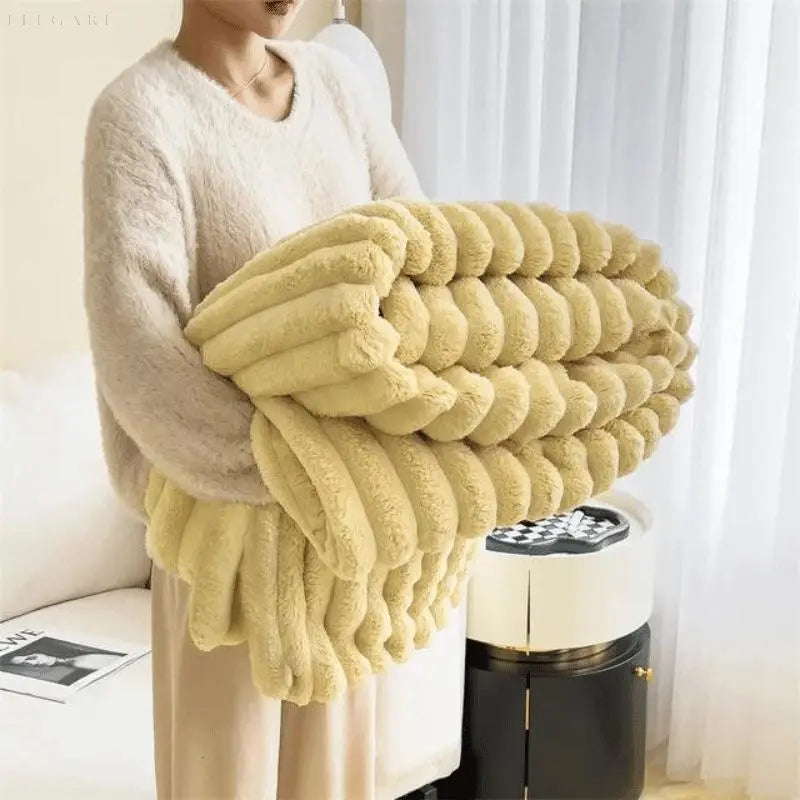 ComfortCuddle | Plysset & Hyggeligt Fleece Tæppe Gul Bonusvis