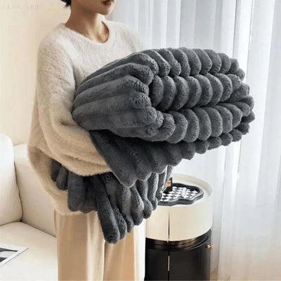 ComfortCuddle | Plysset & Hyggeligt Fleece Tæppe Mørkegrå Bonusvis