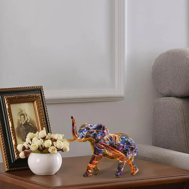 ColorTrunk | Livlig Har kunst & Unik Modig Design Elefant Skulptur Bonusvis