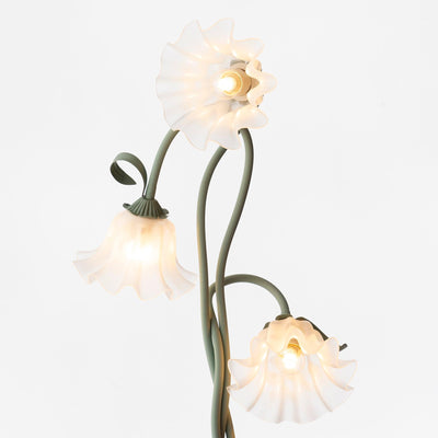 Calla Lampadaire – Elegant Gulvlampe med Delikate Hvidt Calla-Blomster Bonusvis