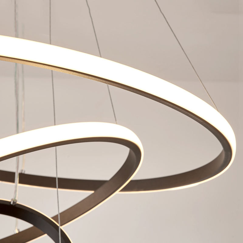 LumiRing - Moderne loftslampe med justerbar belysning og 3 ringe Bonusvis
