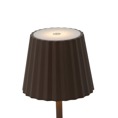 LuminaTouch Trådløs Bordlampe – Elegance, Fleksibilitet og Lang Batterilevetid Bonusvis