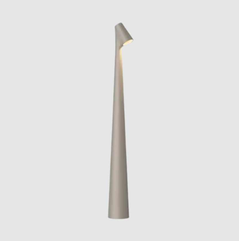 LysOpal – Elegant Bordlampe i Aluminium for Perfekt Atmosfære Bonusvis