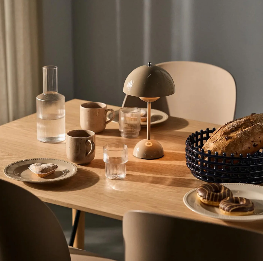 TruffleGlow Mini Trådløs Bordlampe – Elegant Design med Lang Batterilevetid Bonusvis