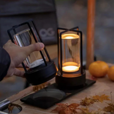 AuroraGlow Trådløs Bordlampe – Elegant Design med Lang Batterilevetid Bonusvis