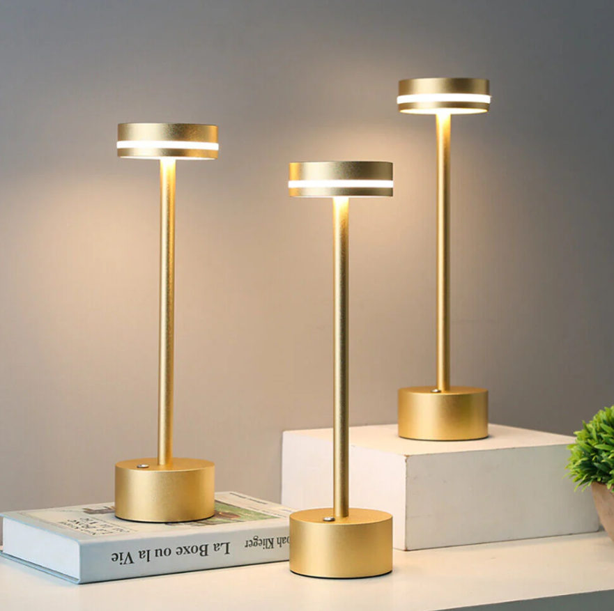 NomadGlow Trådløs Bordlampe – Minimalistisk Design med Touchkontrol Bonusvis