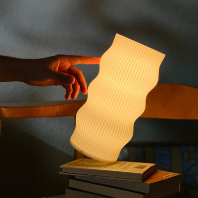 Wub Bordlampe – Naturligt Inspireret Design med Justerbar Dæmpbar Belysning Bonusvis