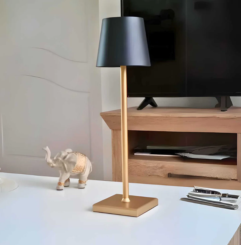Trådløs Bordlampe LumiPort – Justerbar Lysstyrke og Op til 20 Timers Batteritid Bonusvis