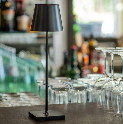 Trådløs Bordlampe LumiPort – Justerbar Lysstyrke og Op til 20 Timers Batteritid Bonusvis