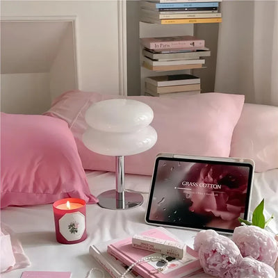 Minimalistisk Orion Bordlampe – Elegant Bauhaus Design med Blødt Lys Bonusvis