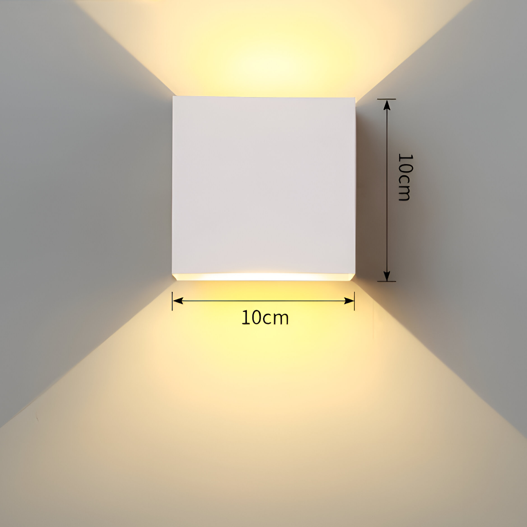 ScandiLight LED Væglampe – Moderne Skandinavisk Design med Justerbar Belysning Bonusvis