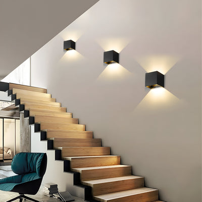 ScandiLight LED Væglampe – Moderne Skandinavisk Design med Justerbar Belysning Bonusvis