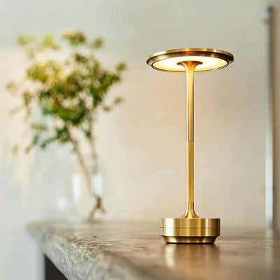 NordicaLight Trådløs Bordlampe – Stilfuld og Fleksibel Belysning til Dit Hjem Bonusvis