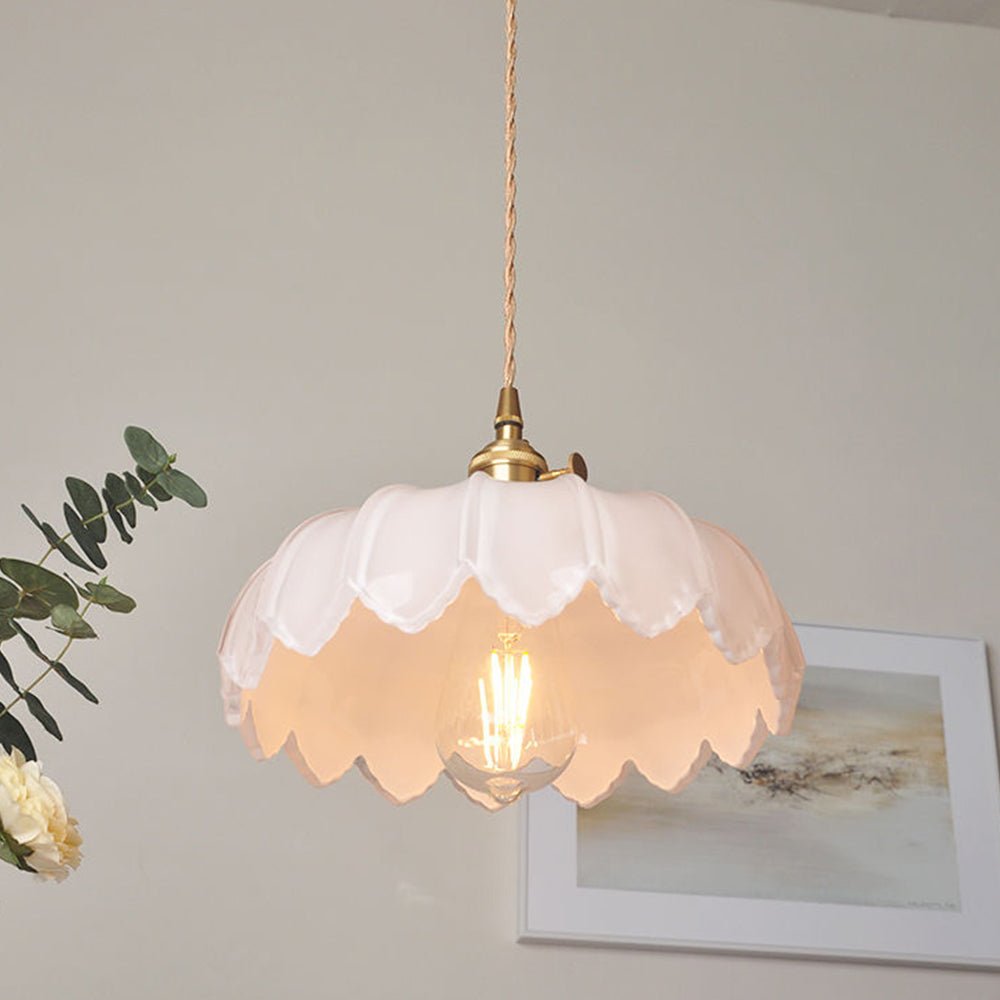 Pendellampe i Glas og Kobber – Elegant Blomsterdesign med Justerbar Belysning Bonusvis