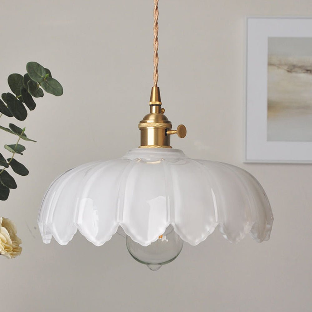 Pendellampe i Glas og Kobber – Elegant Blomsterdesign med Justerbar Belysning Bonusvis