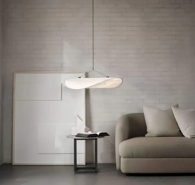 SilkGlow - Håndlavet loftlampe i silke og metal for sofistikeret belysning Bonusvis