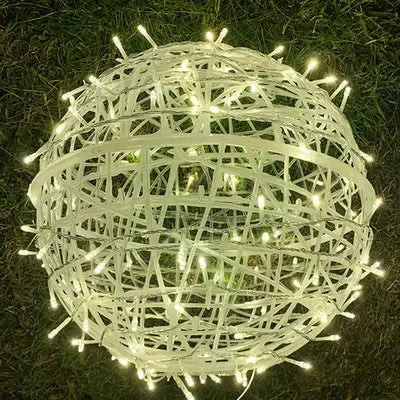 Guirlande Lyskugler i Rotin – Elegant Belysning til Fester og Fejringer Varm hvid Diameter 20 cm 220V uden stikkontakt Bonusvis