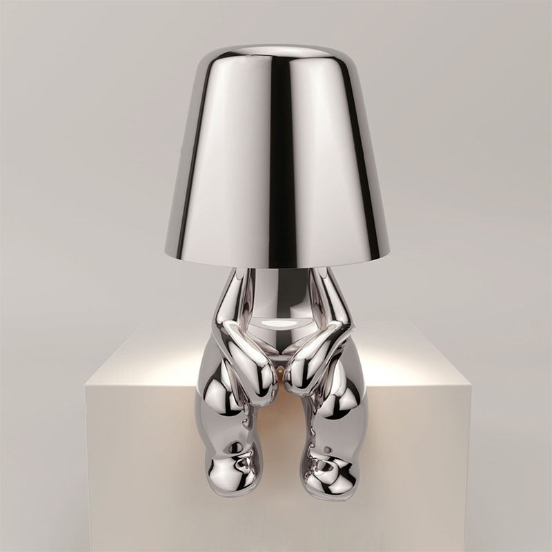 GlowHeld LED Lampe – Trådløs Bordlampe med Elegant Design Sølv sidder Bonusvis