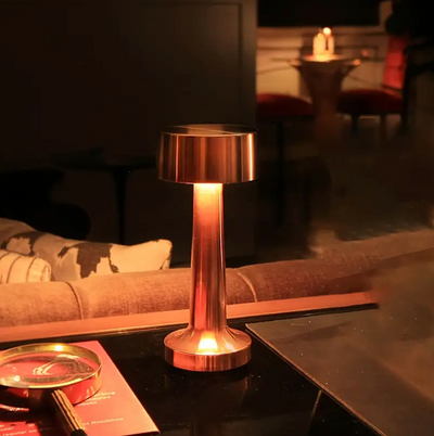 LumiTouch Trådløs Bordlampe – Justerbar Lysstyrke med 3 Farvetemperaturer Bonusvis