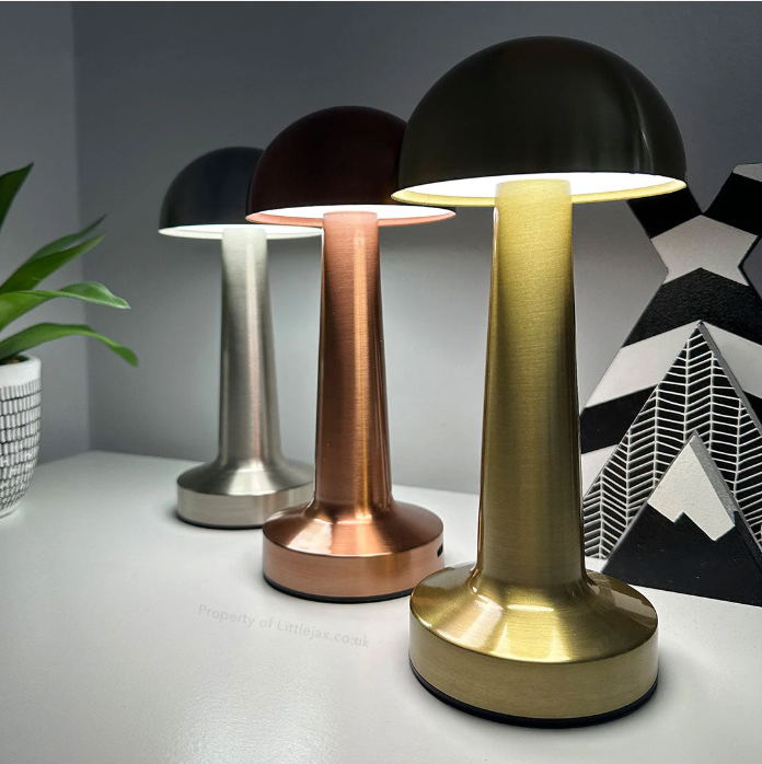 LuxTouch Trådløs Bordlampe – Justerbar Lysfarve og Elegant Design til Hjemmet Bonusvis
