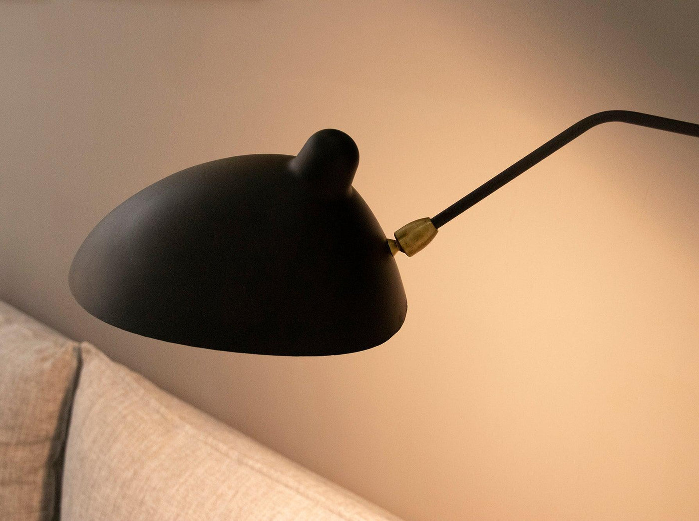 LumiFlex – Justerbar Væglampe med Tidløst Design Bonusvis