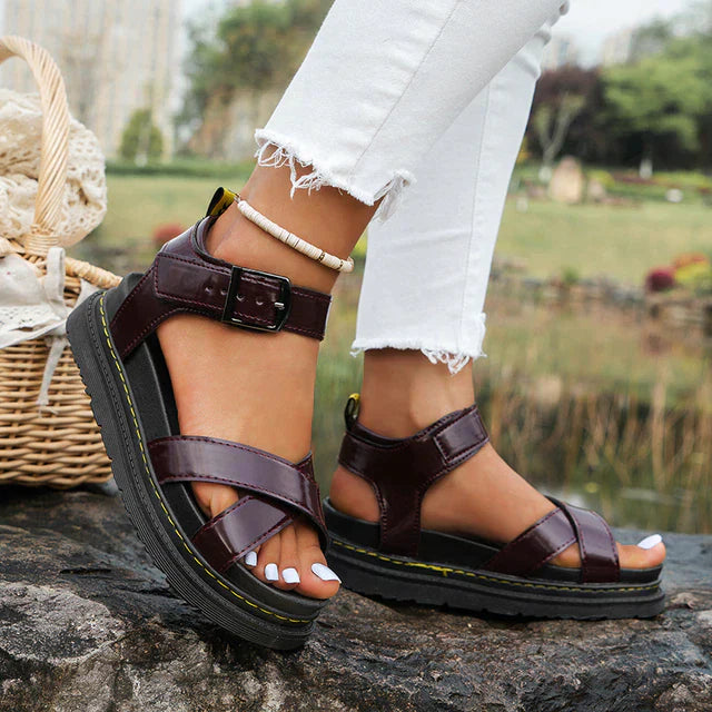 NORA Ortodiske Sandaler – Komfort og Elegance til Sommerens Gåture Bordeaux Bonusvis