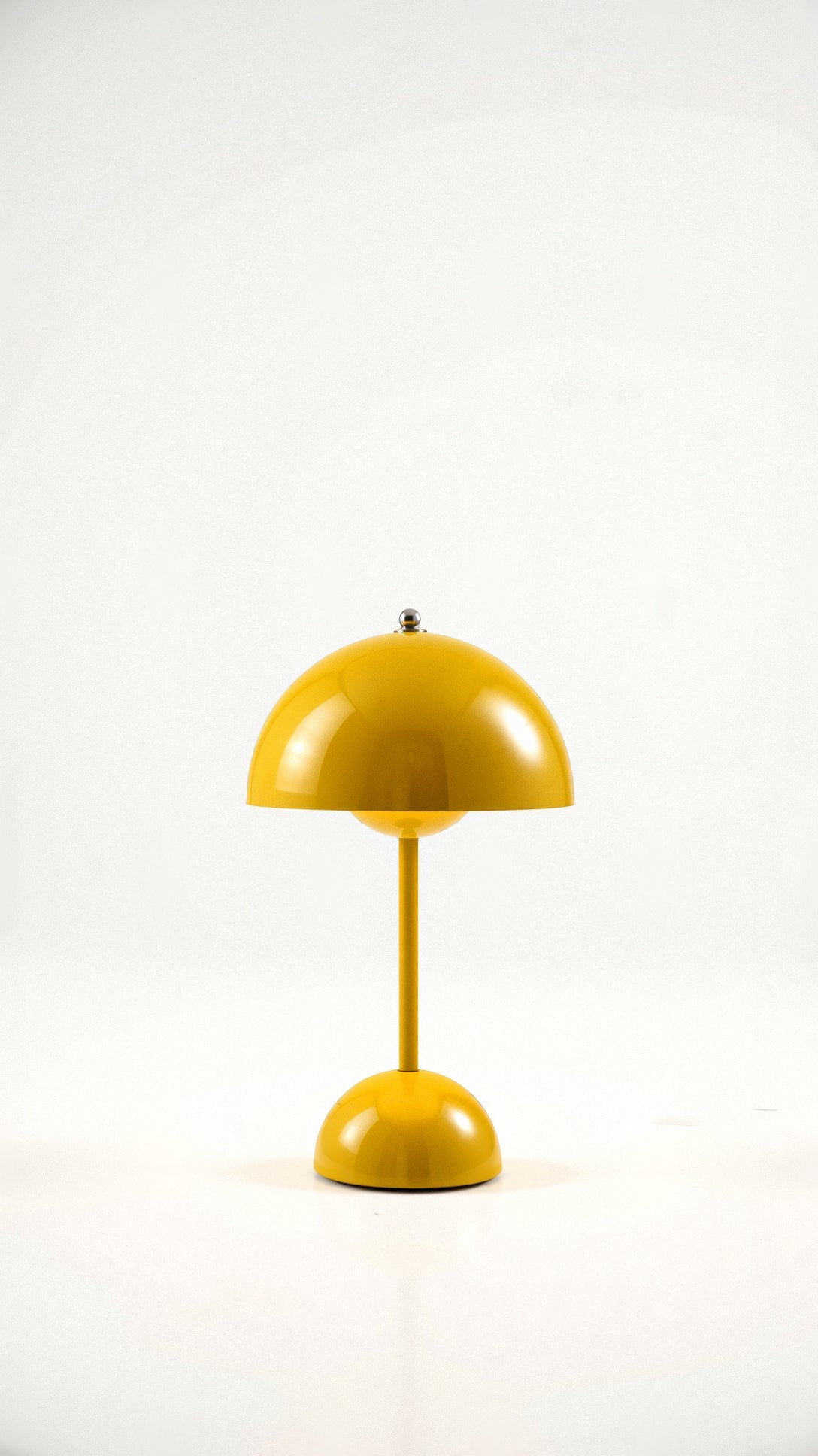 Elegant Lampe Bord – Minimalistisk Design med Justerbart Lys Gul Bonusvis