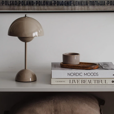Flowerpot V2 Bordlampe – Ikonisk Design og Tidløs Elegance Bonusvis