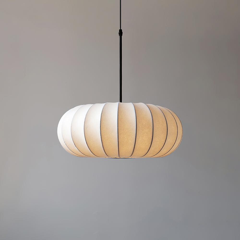 ZenGlow – Wabi-Sabi Inspireret Pendellampe Dia 40cm x H 16.5cm ∅ 15.7″ x H 6.5″ Sort og hvid Bonusvis