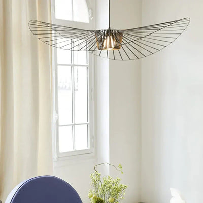 Rosland Vertigo Pendellampe – Elegant Chapeau de Paille Design i Metal og Glas Bonusvis